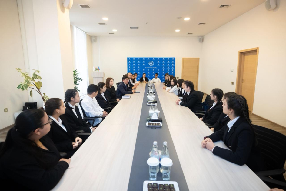 Sosial Xidmətlər Agentliyində məktəblilərlə görüş keçirilib