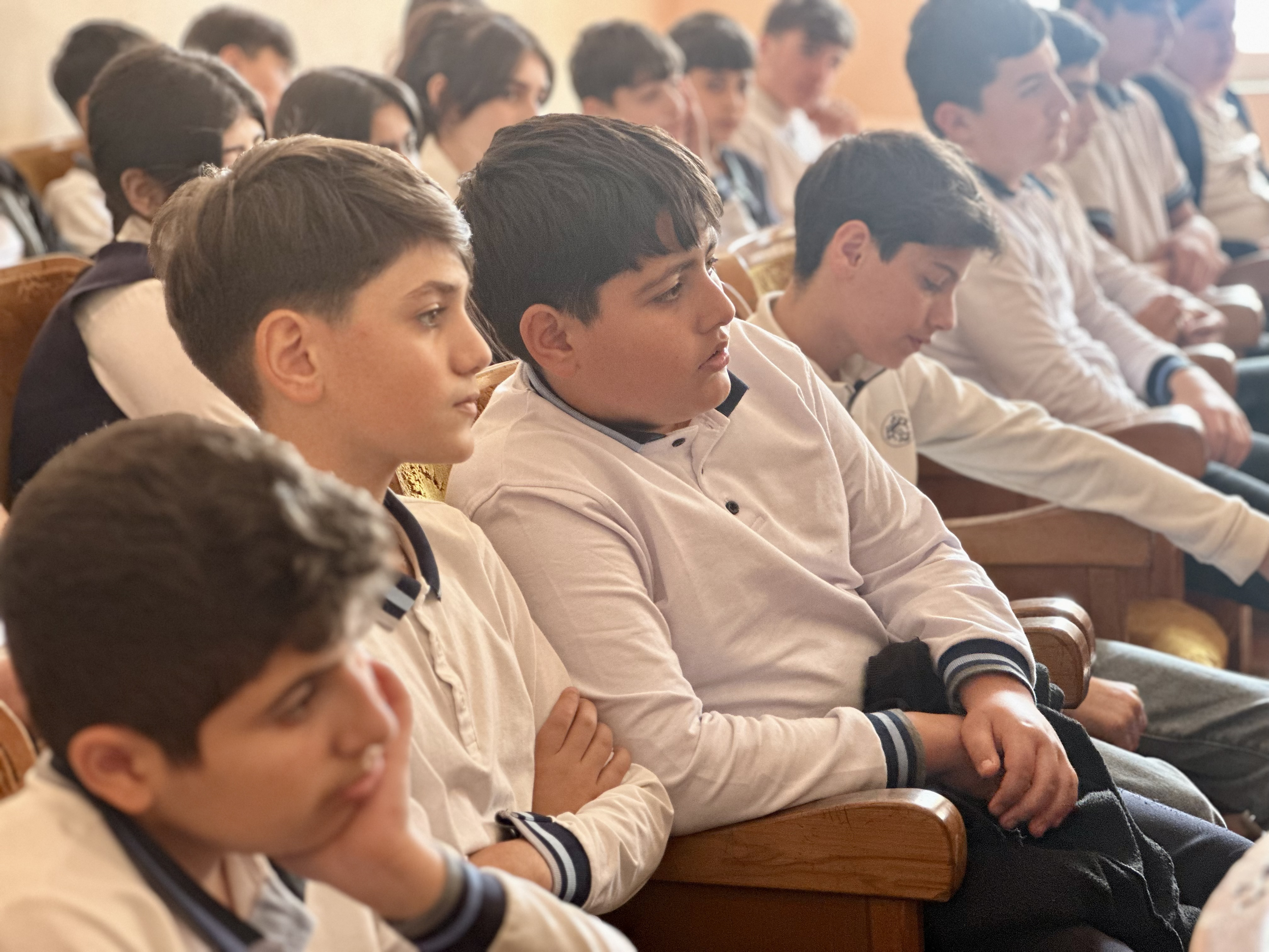 Gəncə-Daşkəsən və Lənkəran-Astara regionlarında  “Məktəblinin hüquq bələdçisi” layihəsi reallaşdırılıb