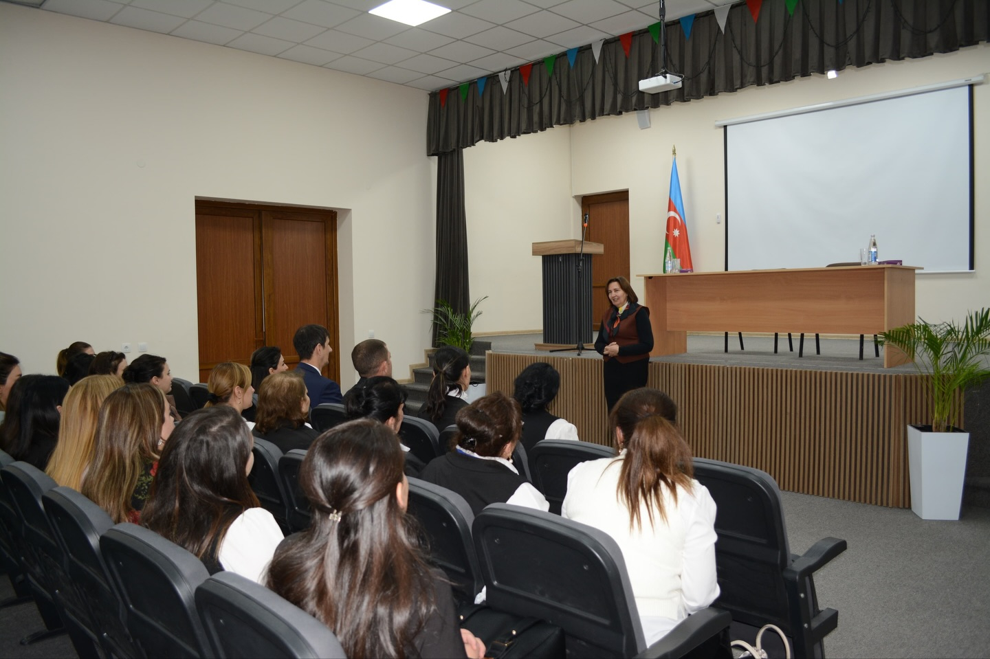 MÜTDA-nın direktor müavini bir sıra təhsil müəssisələrində olub