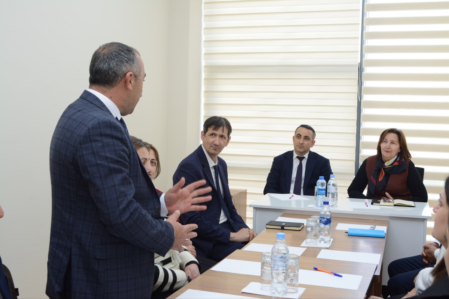 MÜTDA-nın direktor müavini bir sıra təhsil müəssisələrində olub