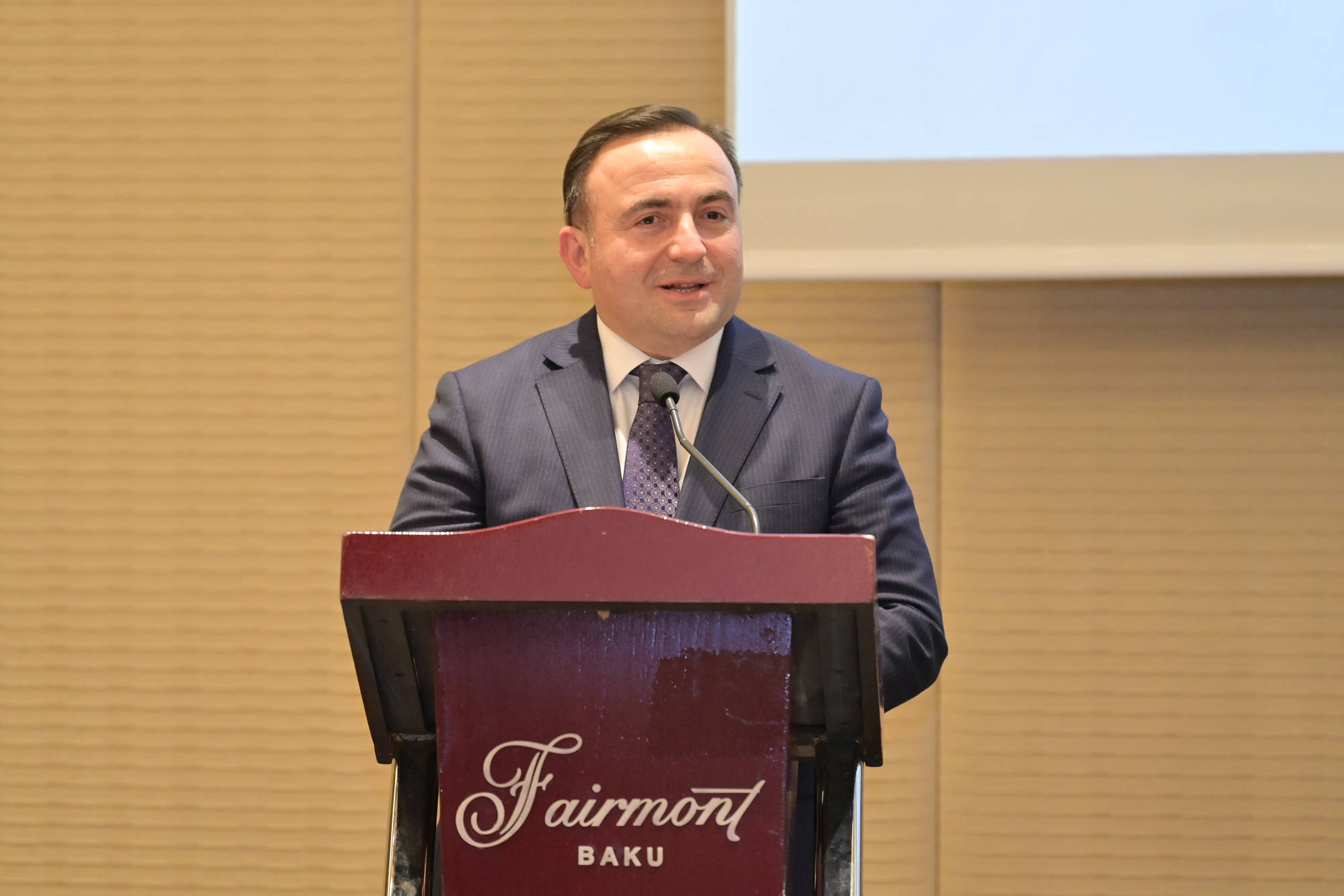 Məktəblilər üçün yeni rəqəmsal ingilis dili öyrənmə platforması yaradılıb