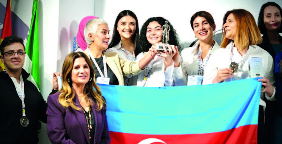 Qadın şahmatçılarımız dünya çempionatında ikinci olub