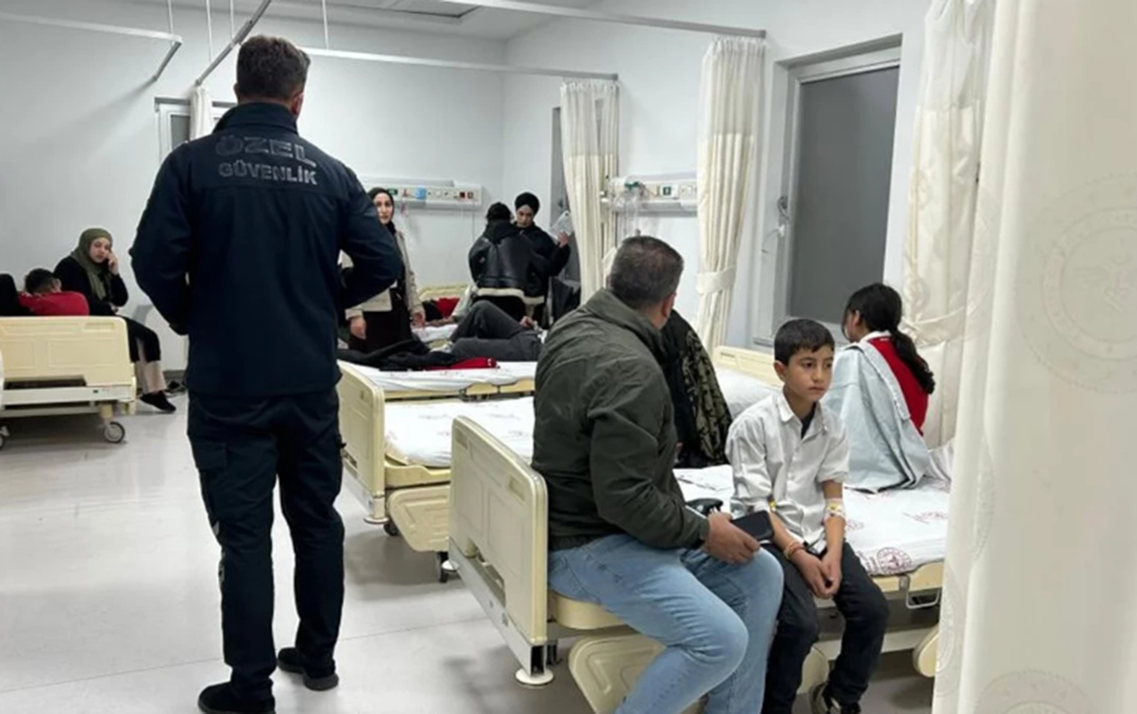 Türkiyədə 120 şagird qidadan zəhərlənib