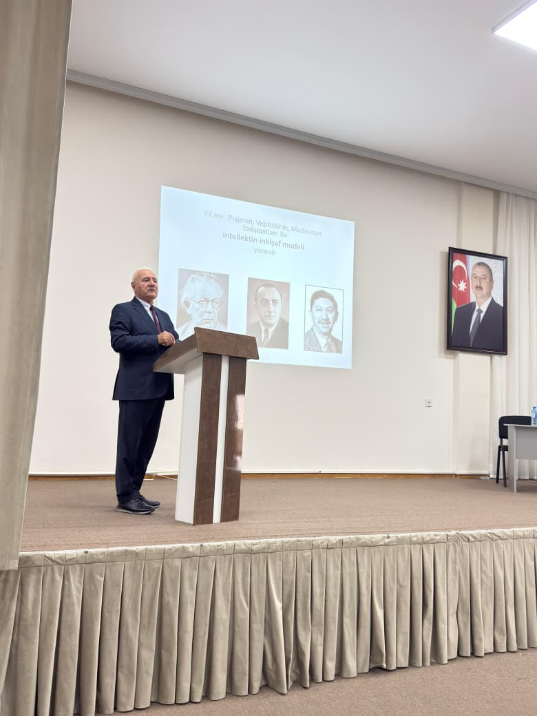 İctimai Şuranın üzvləri məktəbdə maarifləndirici seminar keçiriblər