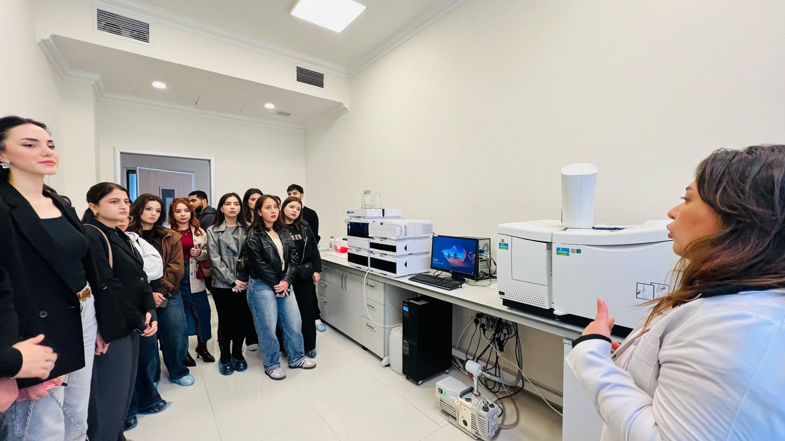 ADNSU tələbələri Tərəvəzçilik Elmi-Tədqiqat İnstitutunda olublar