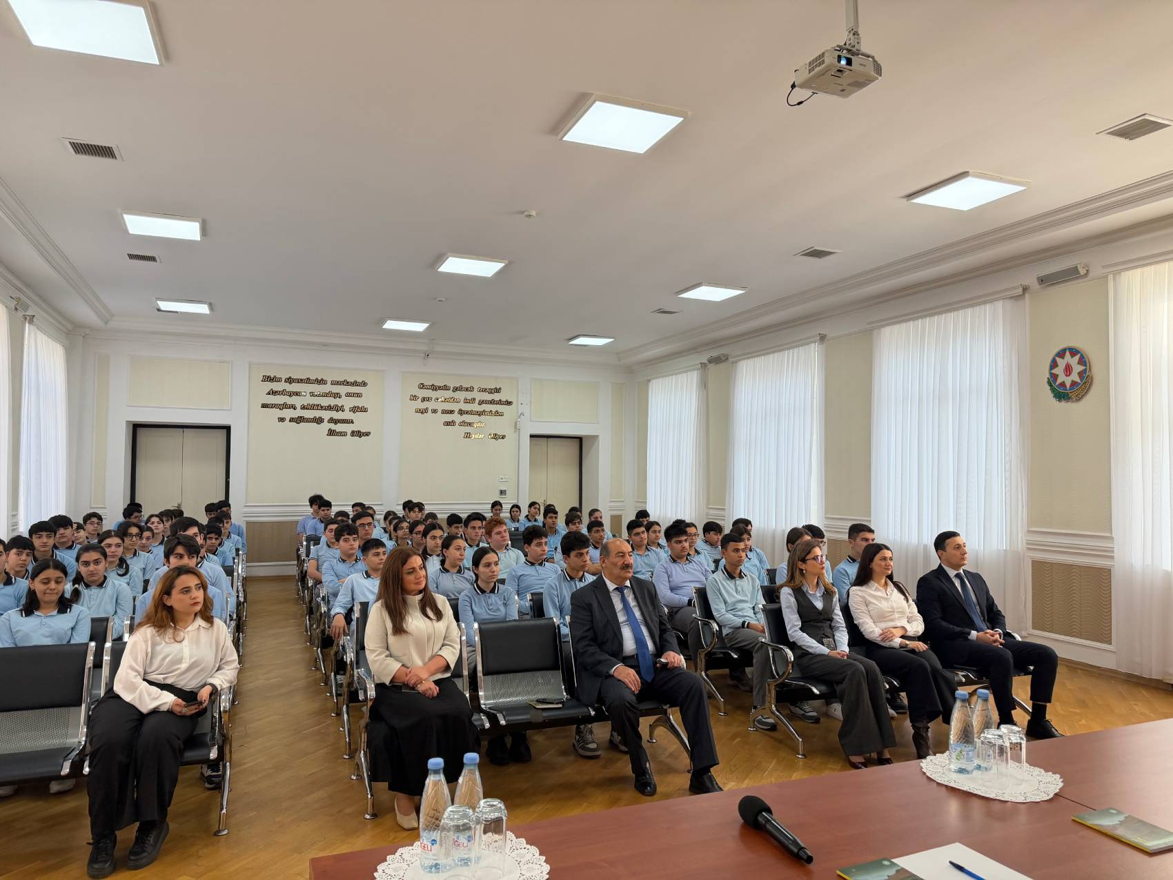 Məktəblərdə “Qərbi Azərbaycana qayıdış” mövzusunda görüşlər keçirilib