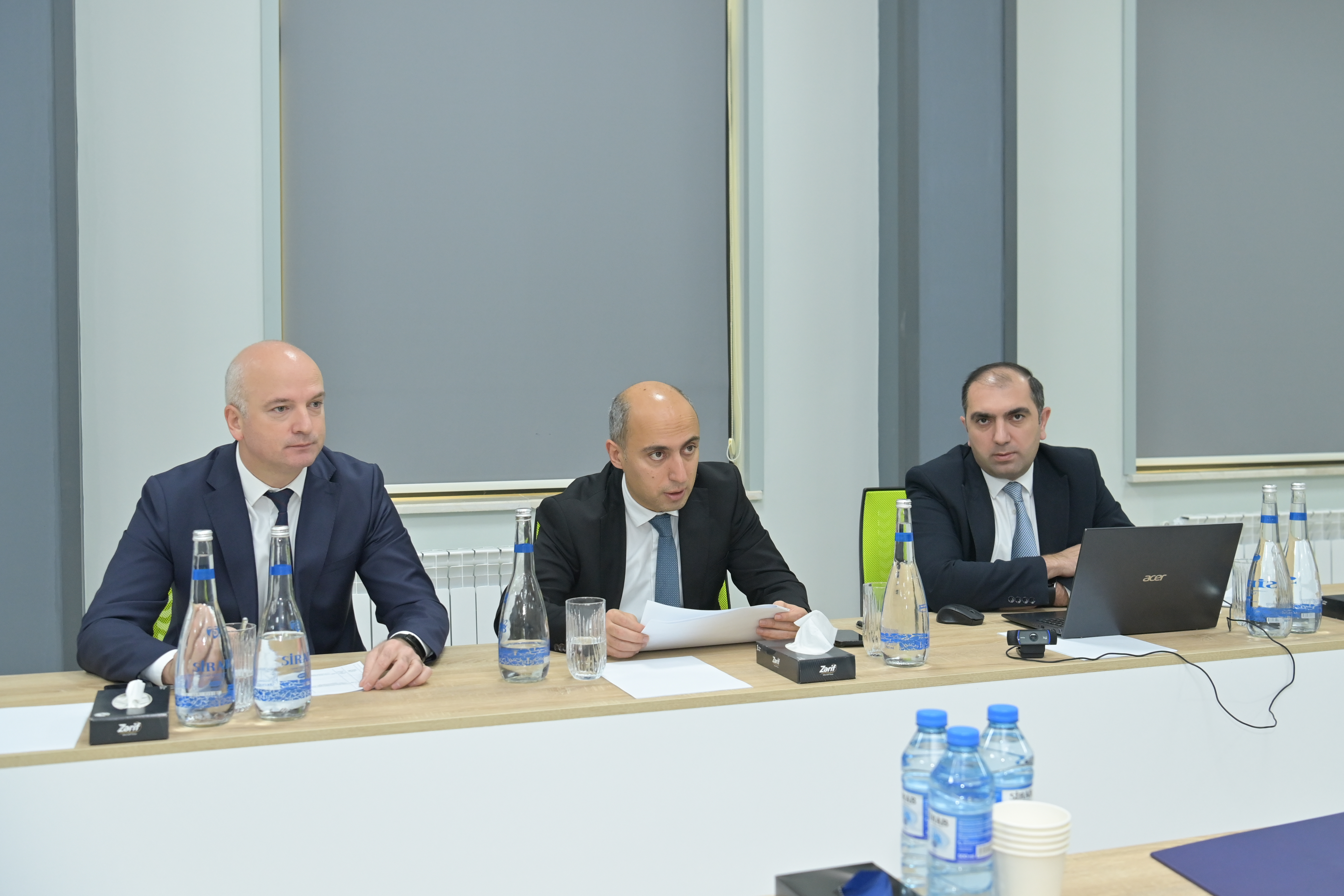 Elm və təhsil naziri Naxçıvanda vətəndaşları qəbul edib