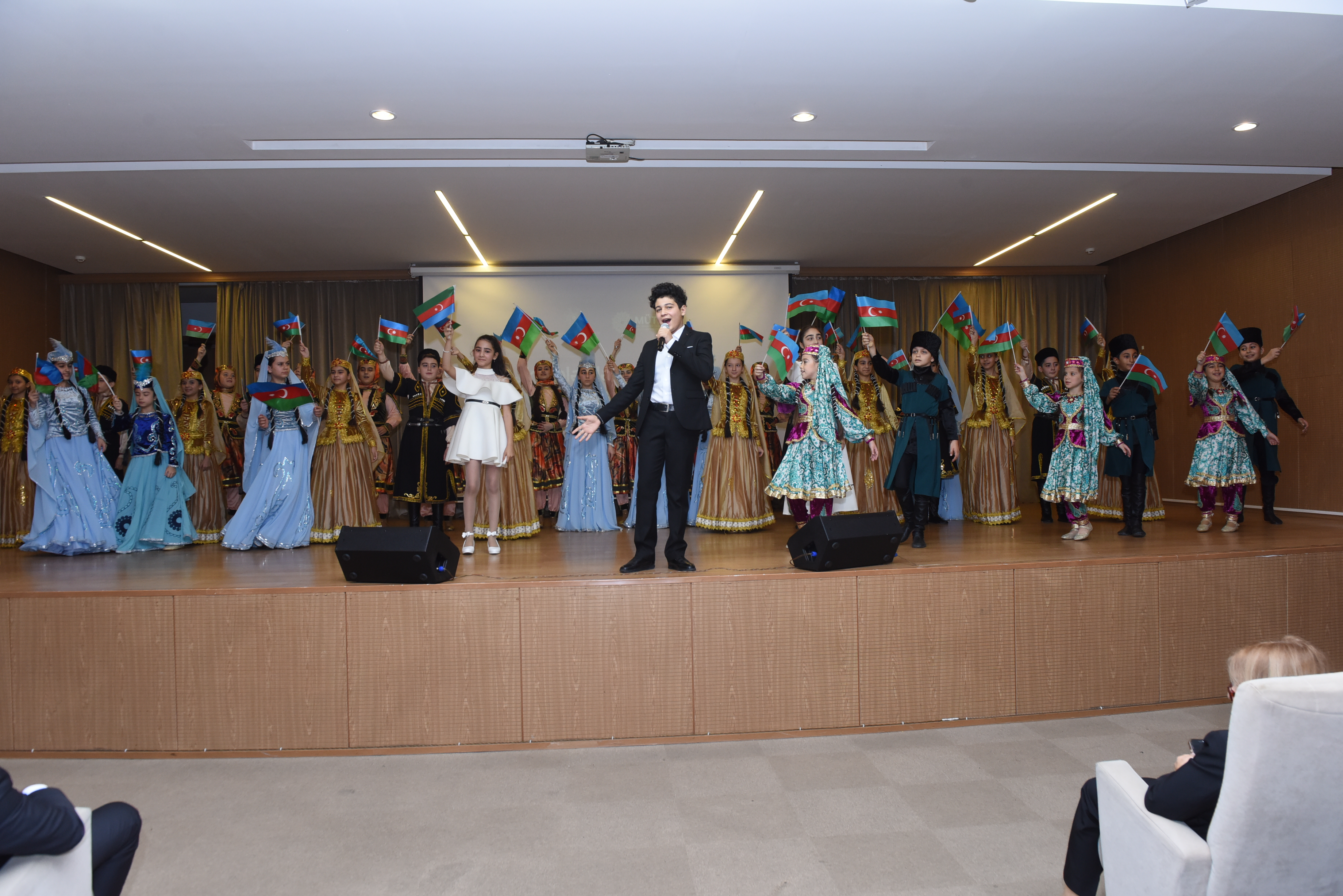 “Məktəblərdə Konstitusiya və Suverenlik ayı” layihəsi yekunlaşıb