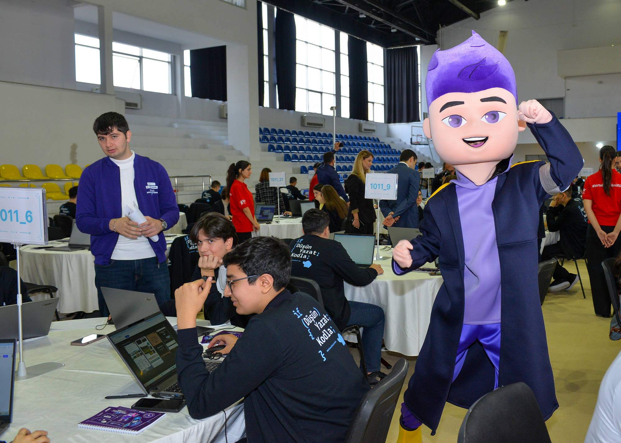 Məktəblilərarası Milli Hakaton – 2025-in finalına infotur təşkil olunub