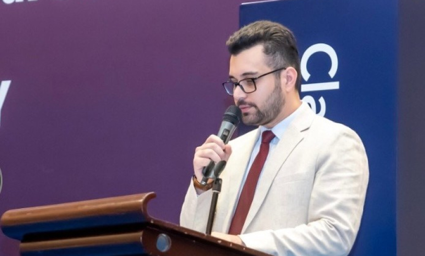 Əsas məqsədim şagirdlərdə elmə marağı və düşünmə vərdişlərini formalaşdırmaqdır