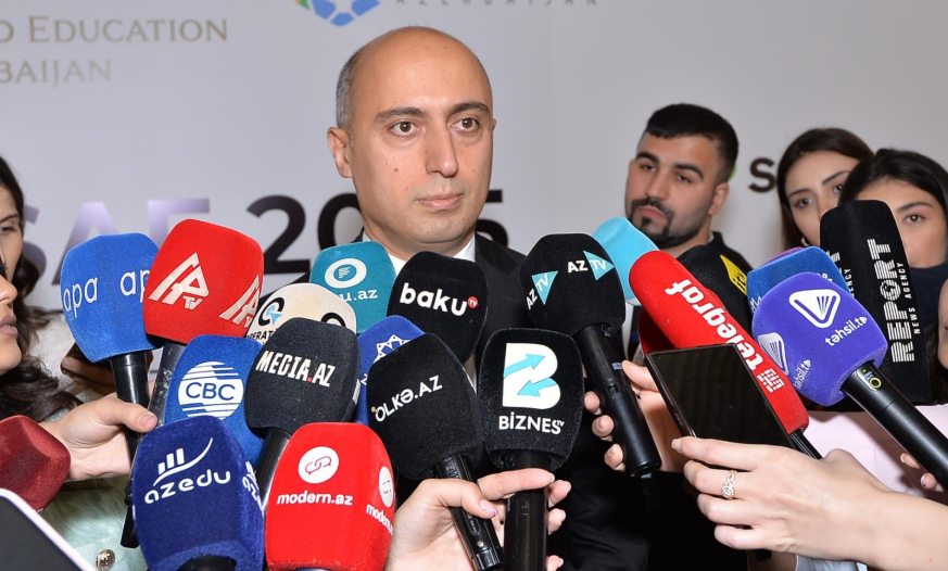 Nazir: Tam ştatlı müəllimin maaşı orta əməkhaqqından iki dəfə yüksək olmalıdır