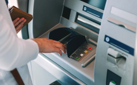 Bu universitetdə müəllimlərin əməkhaqları ARTIRILDI