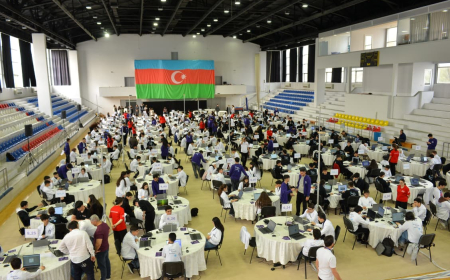 Gələcəyin kodunu yazanlar: Hakatondan REPORTAJ 