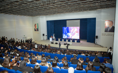 “Davamlı İnkişaf Strategiyası: Qlobal trendlər, milli təcrübələr və yeni hədəflər” adlı III Beynəlxalq Konfrans öz işinə başlayıb