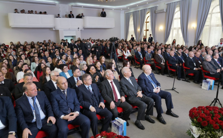 Azərbaycan Kooperasiya Universitetinin 60 illiyinə həsr edilən konfrans keçirilib 