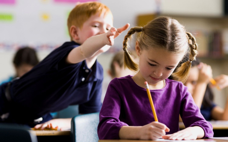 Deviant davranış göstərən şagirdə münasibət necə olmalıdır? 