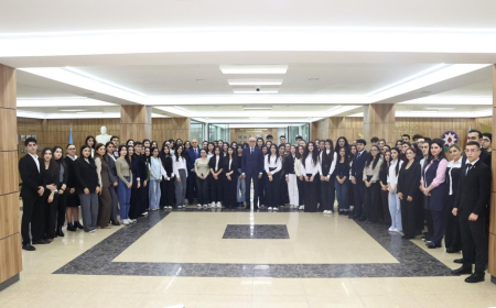 Nazir müavini BSU-nun tələbələri ilə görüşüb 