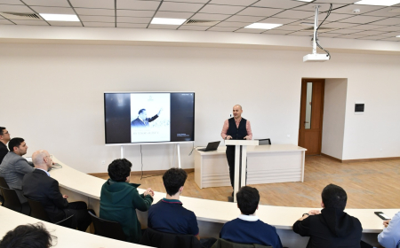 Qarabağ Universitetində Heydər Əliyevin anım günü ilə bağlı tədbir keçirilib 