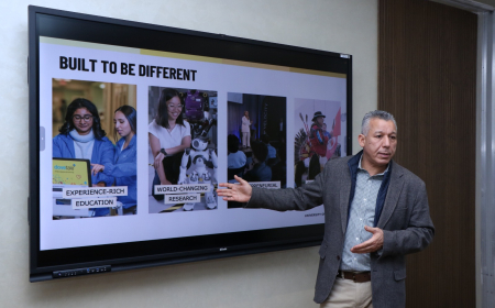 Vaterlo Universitetinin professoru AzMİU-da seminarlar keçəcək 