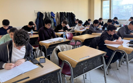 RFO-nun kimya fənni üzrə qalibləri arasında seçmə imtahan təşkil edilib