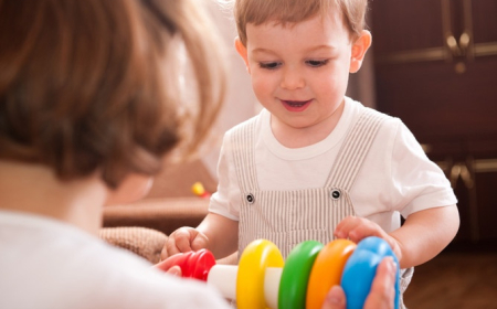 Tənqidi düşünmə nədir, necə formalaşır və uşaqlara necə kömək edir? 