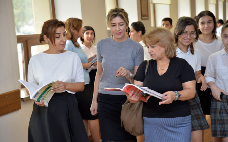 Paytaxt məktəblərində təltif edilən müəllimlərin sayı açıqlandı 