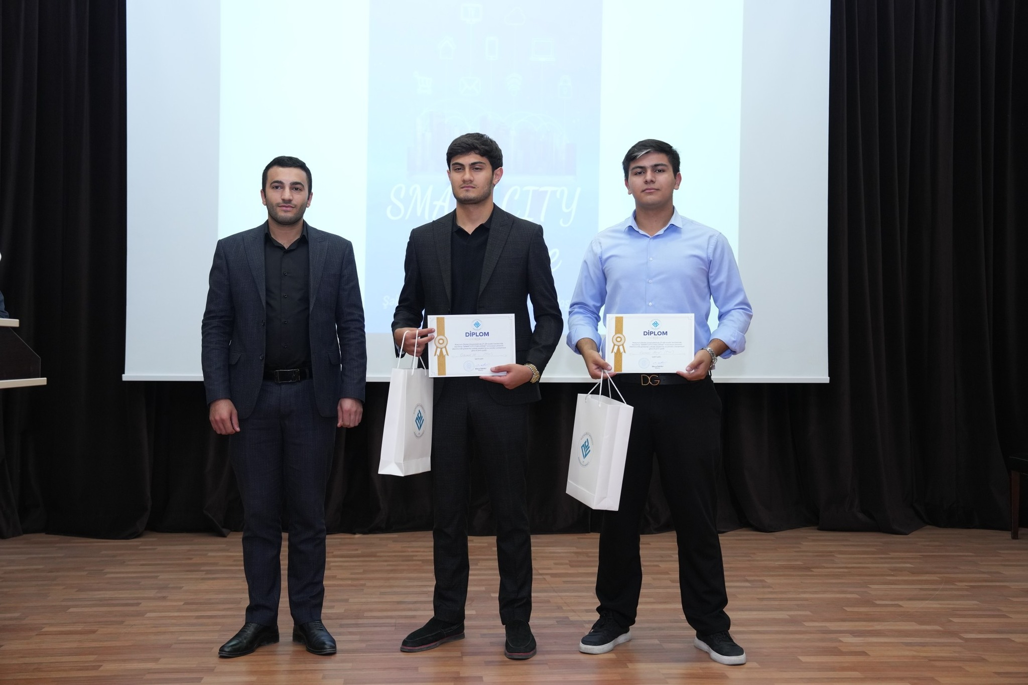 NDU-da “Smart City Challenge” IDEATONU keçirilib