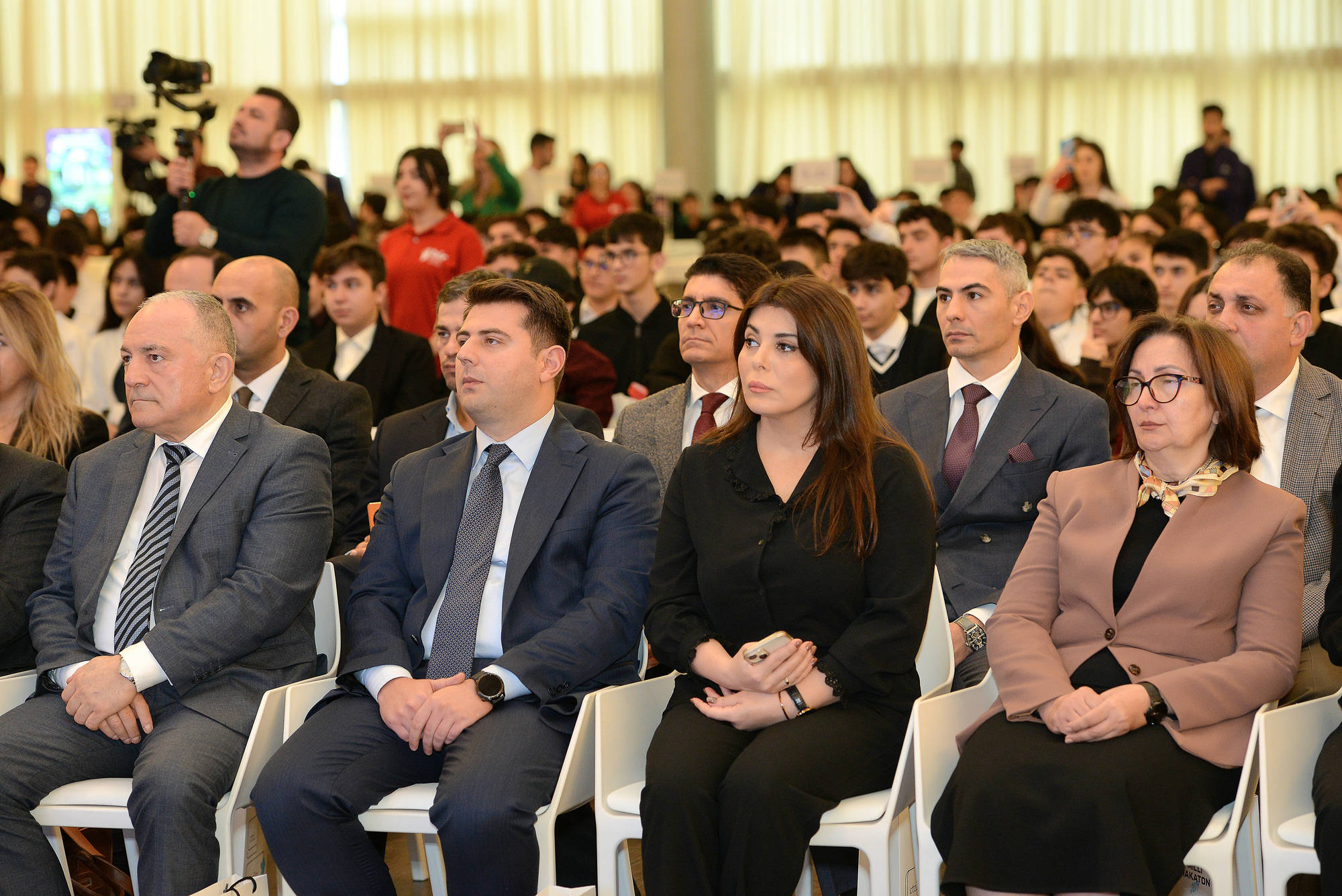 Məktəblilərarası Milli Hakaton – 2025-in qalibləri mükafatlandırılıblar