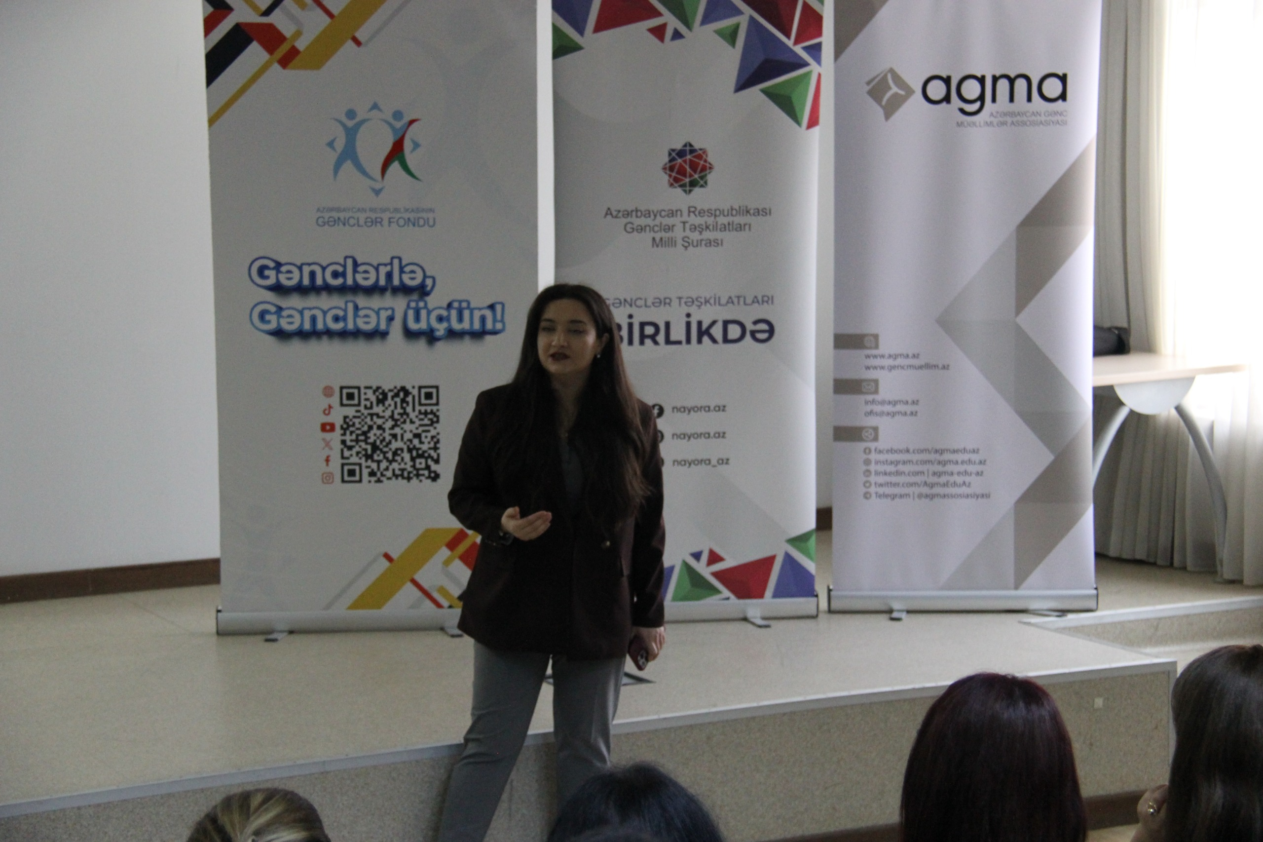 Müasir müəllimin yeni bacarıqları mövzusunda təlim keçirilib 