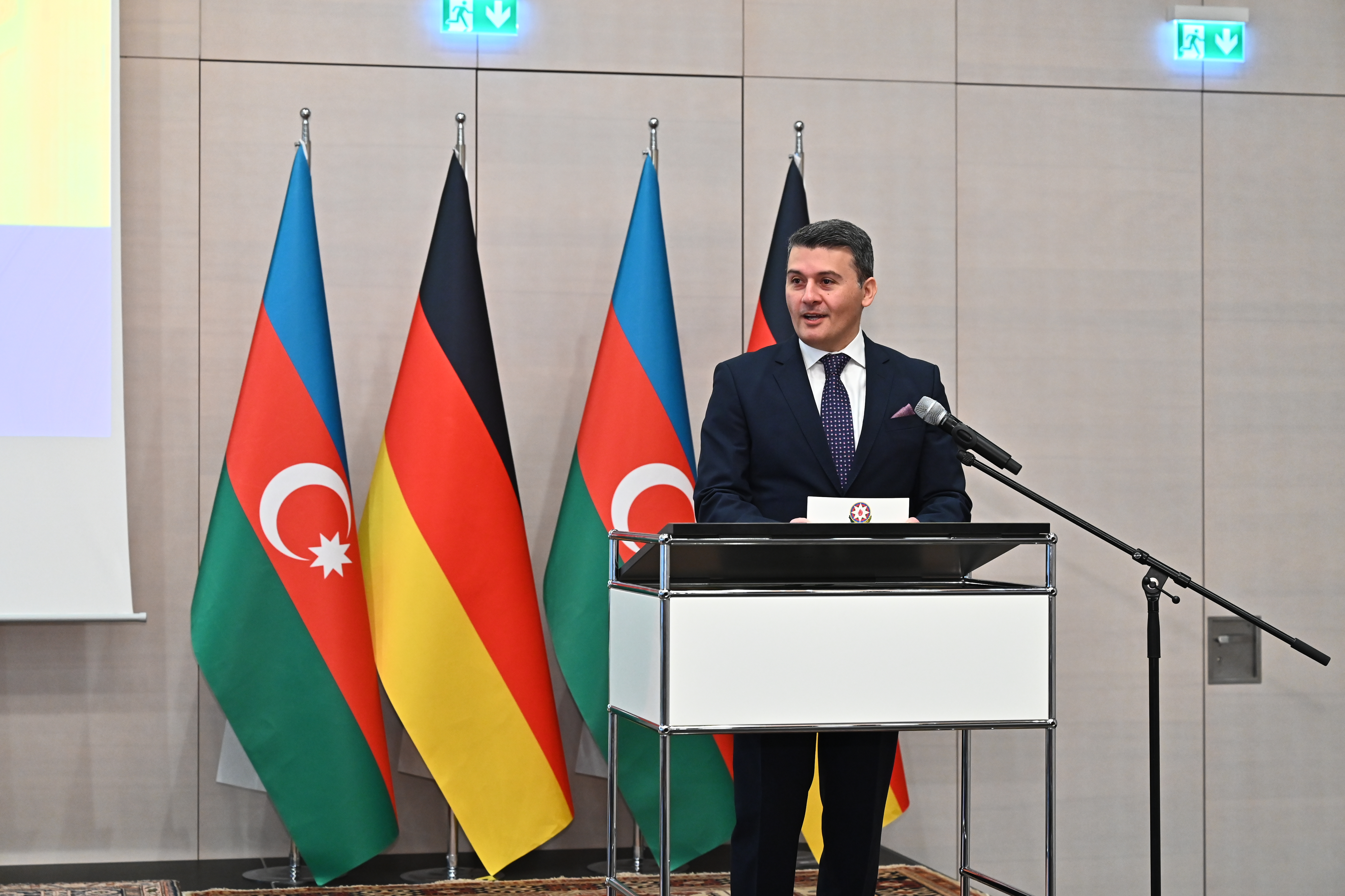 Almaniyada ADA Universiteti Məzunlarının Forumu keçirilib