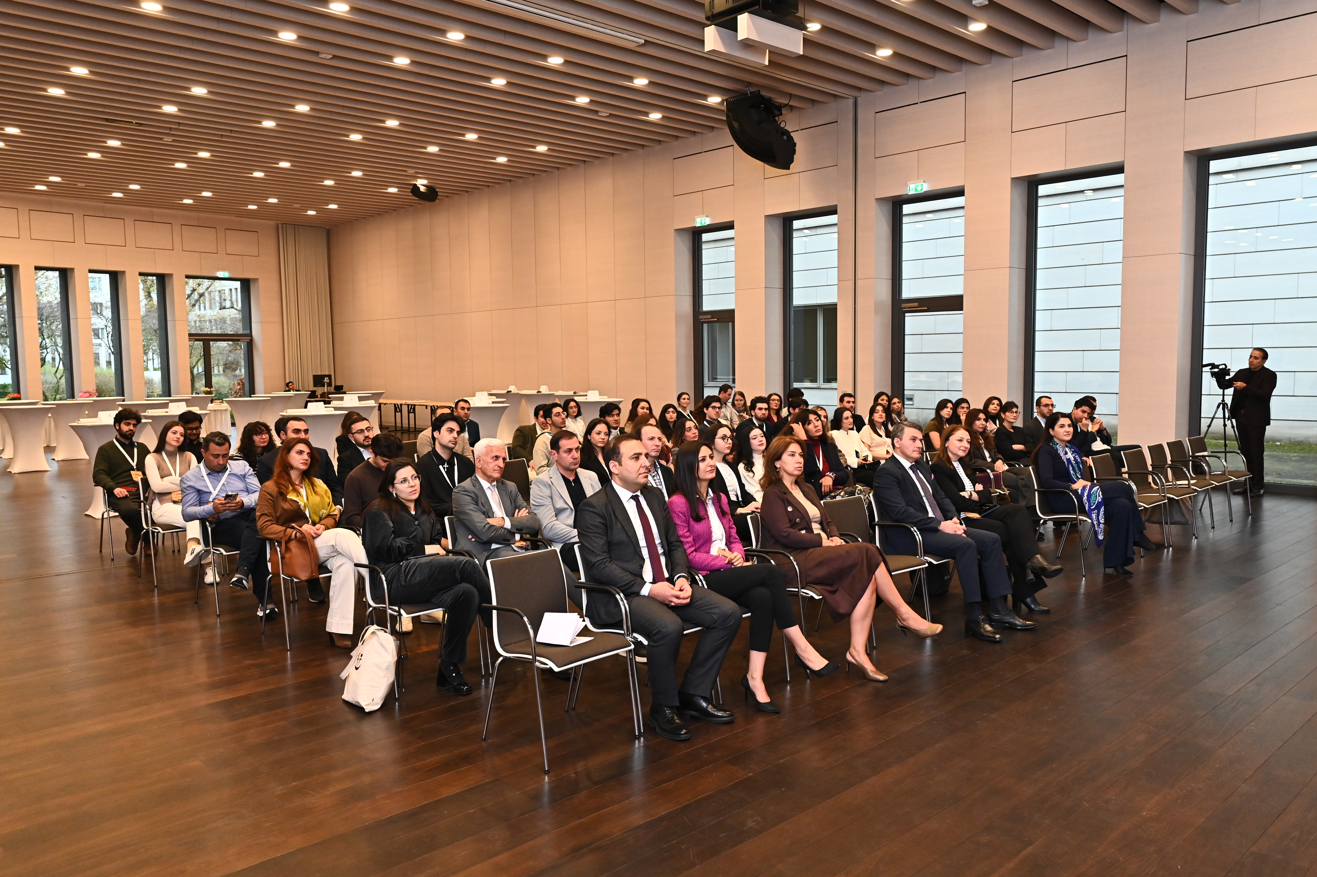 Almaniyada ADA Universiteti Məzunlarının Forumu keçirilib