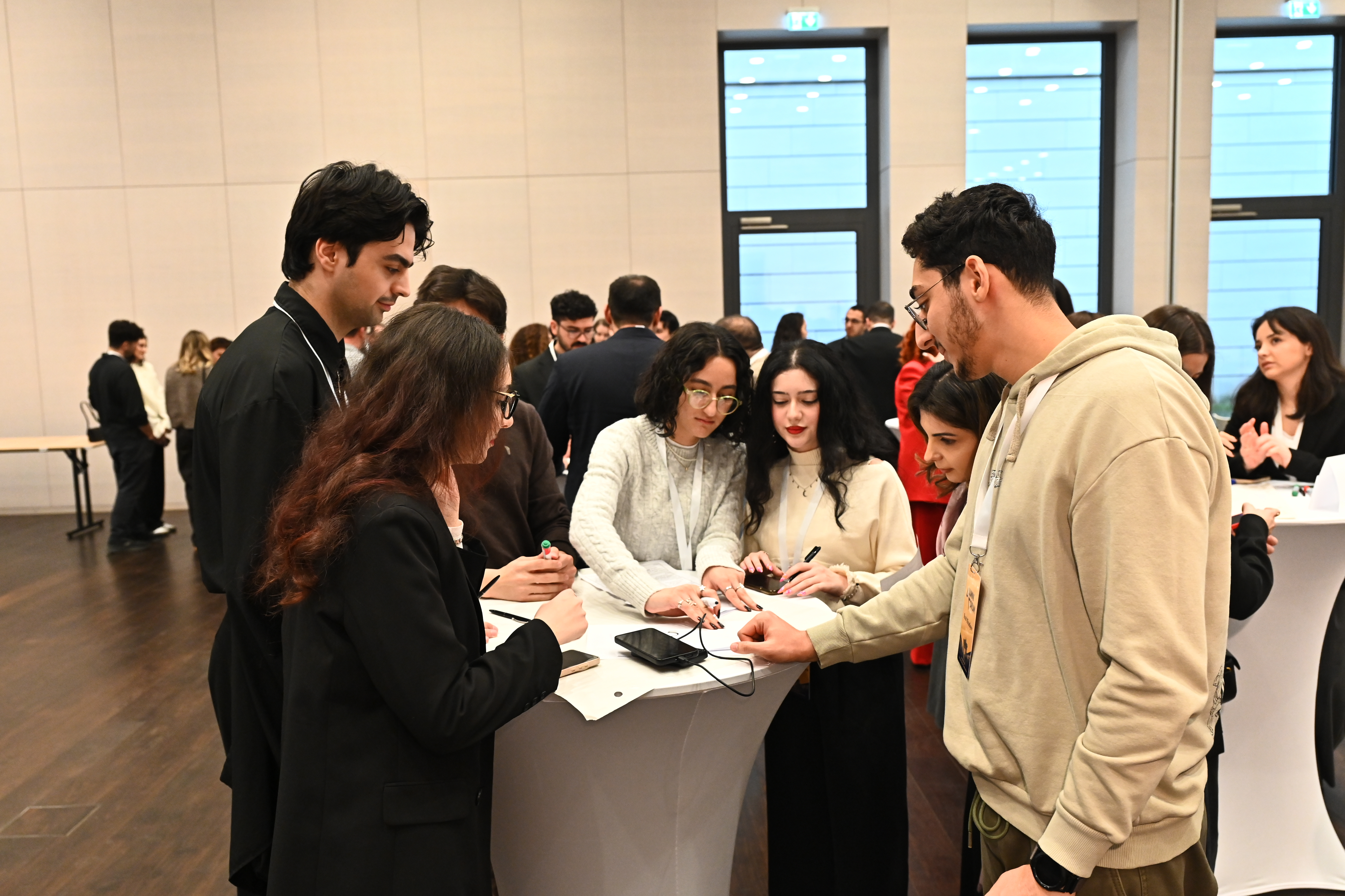 Almaniyada ADA Universiteti Məzunlarının Forumu keçirilib