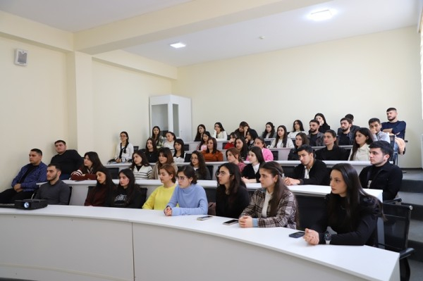 ADA təmsilçiləri LDU-da praktik seminar keçiriblər