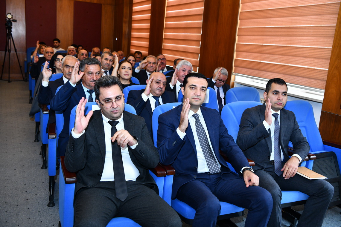 ADNSU-da Elmi Şuranın iclasında görüləcək işlər və hədəflər müzakirə olunub