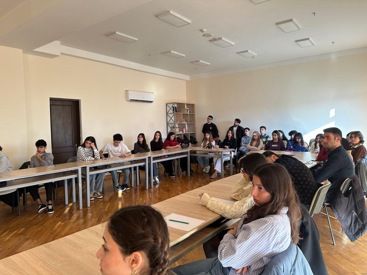 AzMİU-da azmərtəbəli binalar üzrə master-klas keçilib