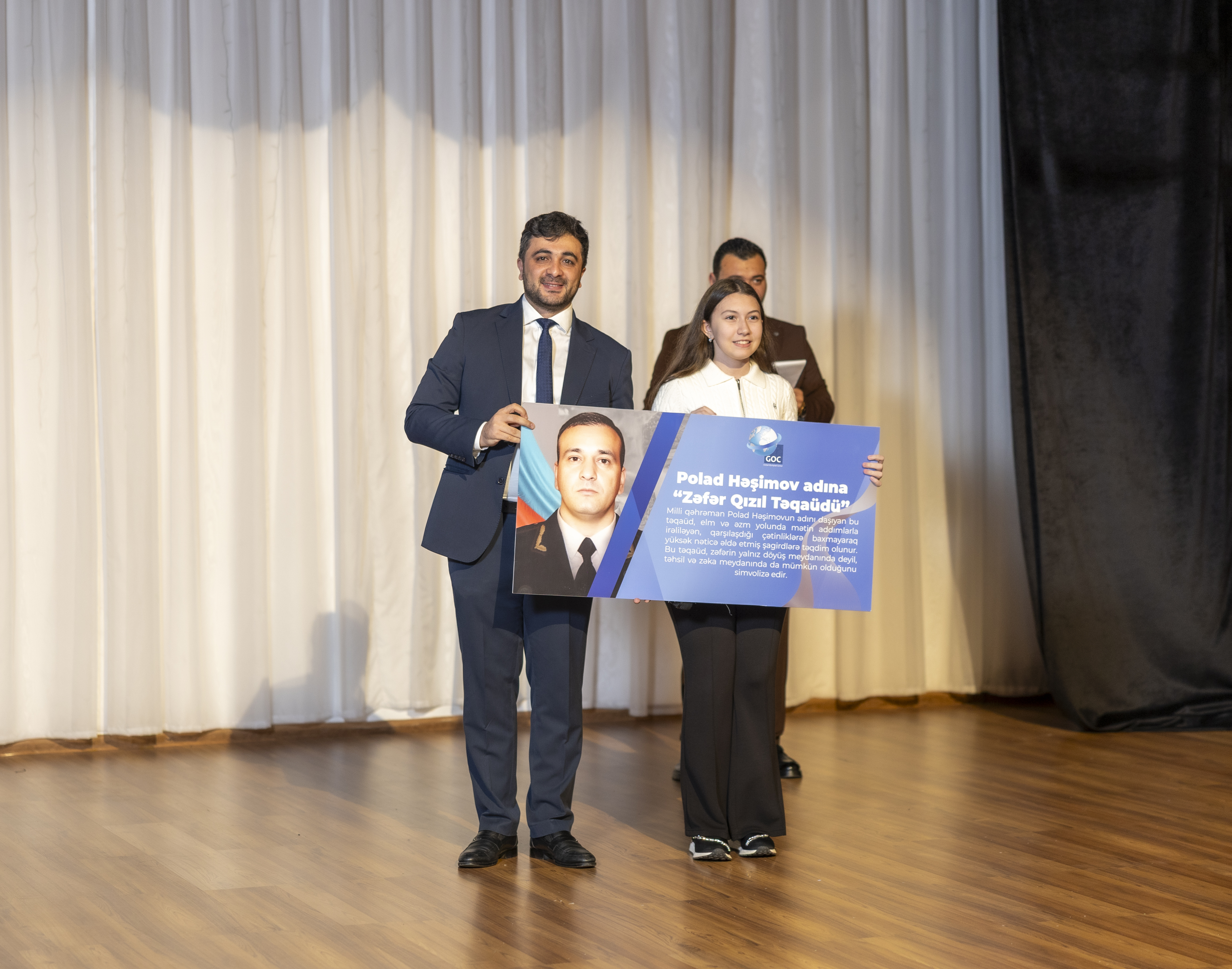 Beynəlxalq yarışların ölkə mərhələsində uğur qazanan şagirdləri mükafatlandırıldı