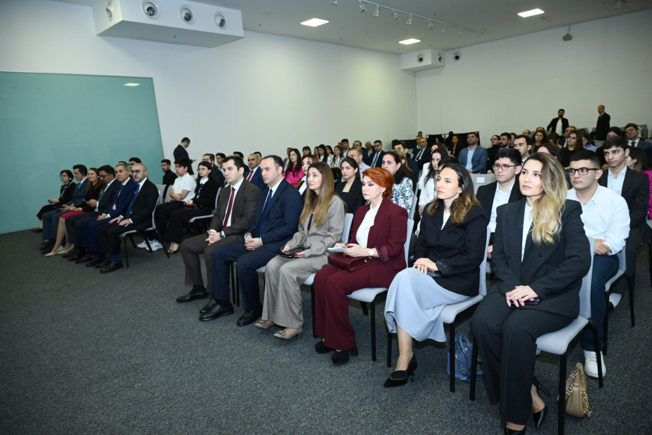 “4Sİ Akademiyası - Milli Proqram” çərçivəsində 75 mindən çox kurs tamamlanıb