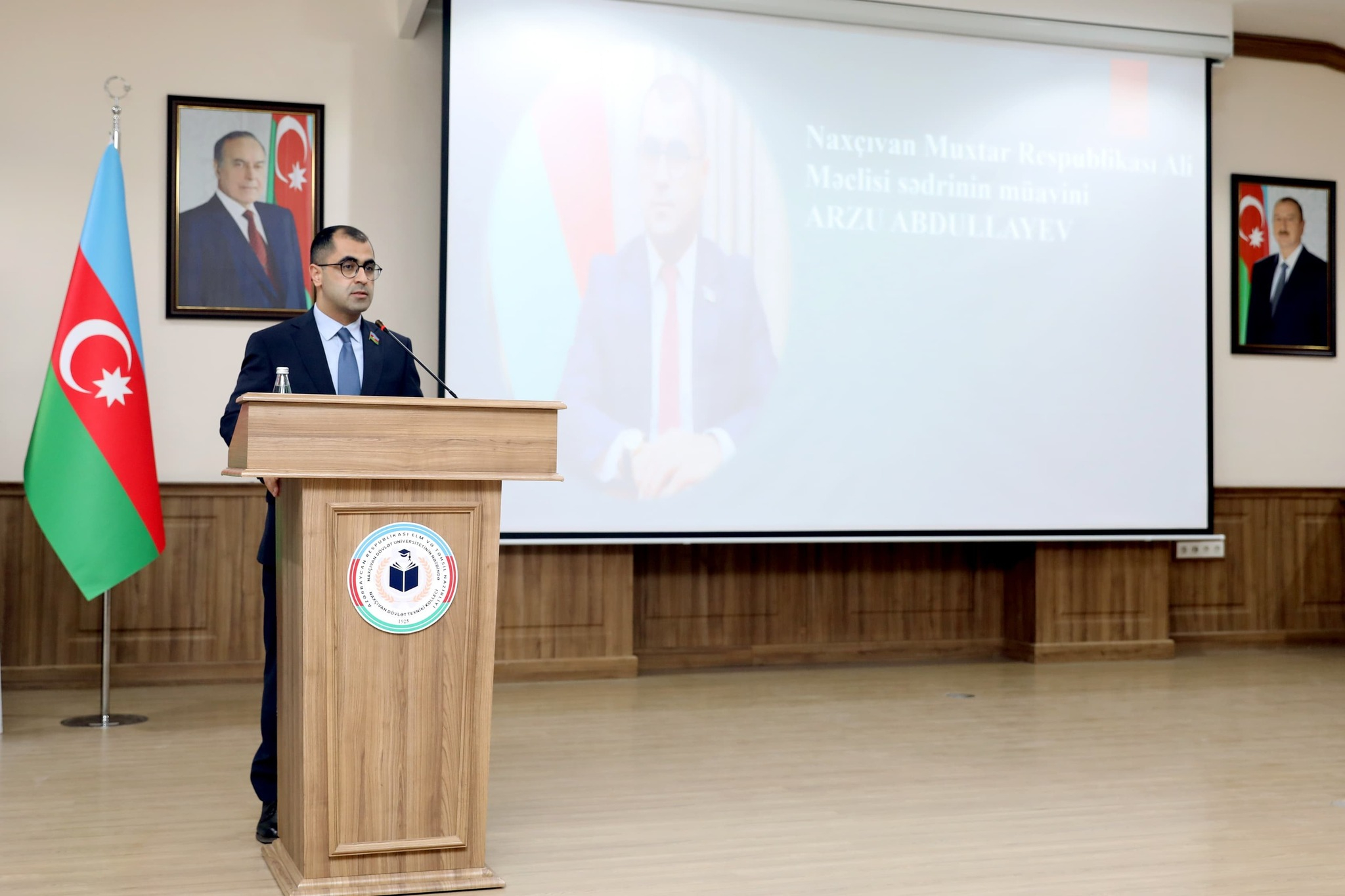 Naxçıvan Dövlət Texniki Kollecinin 100 illik yubiley konfransı keçirilib