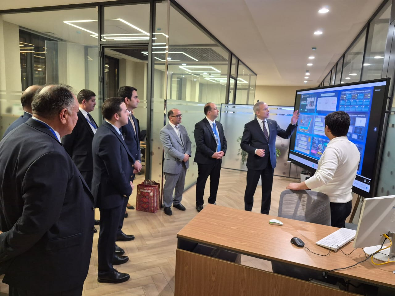 Azərbaycan nümayəndə heyəti Özbəkistanda keçirilən beynəlxalq konfransda iştirak edib