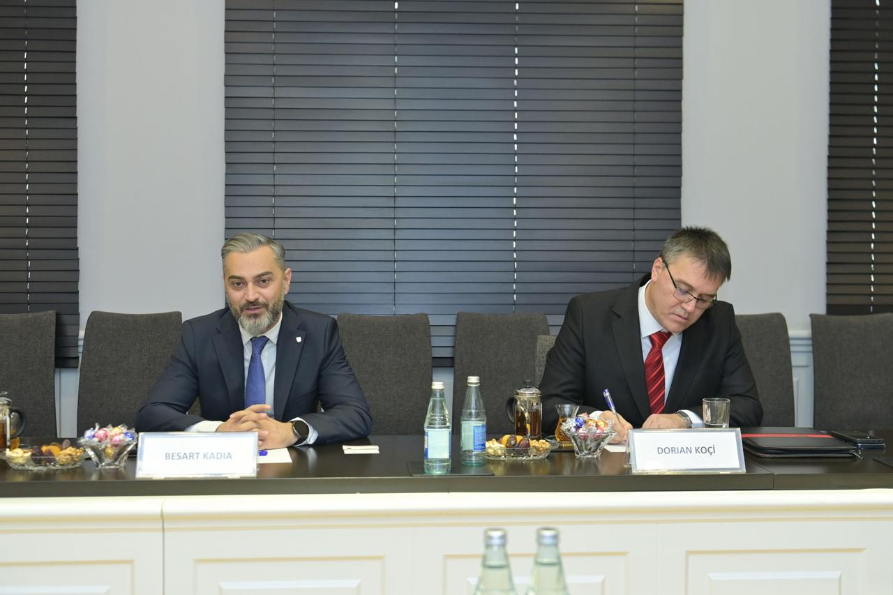 Elm və təhsil naziri Albaniyanın səfiri ilə görüşüb