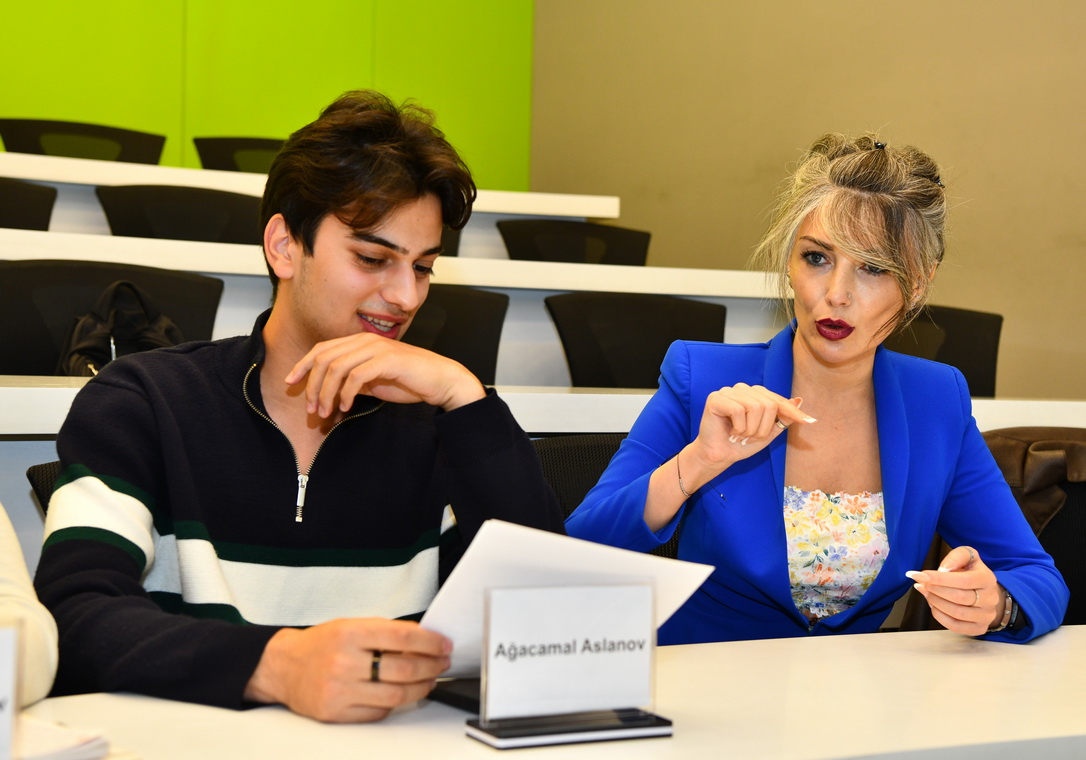 ADNSU-da “Nitq mədəniyyəti və diksiya” mövzusunda təlim keçirilib