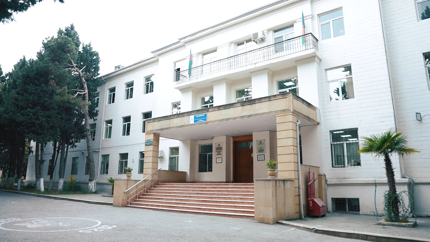 Qaranlığa işıq saçan barmaqlar: