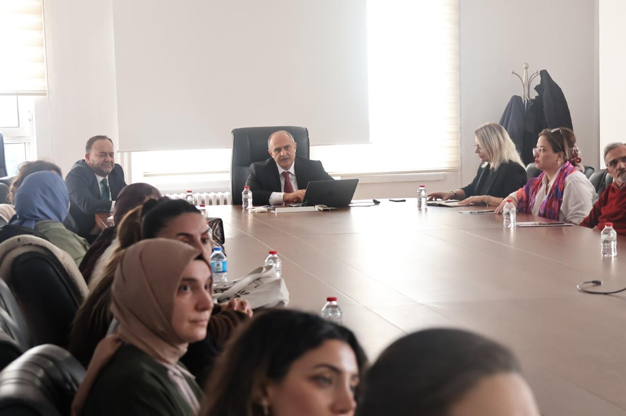 BSU-nun rektoru Marmara Universitetində mühazirə ilə çıxış edib 