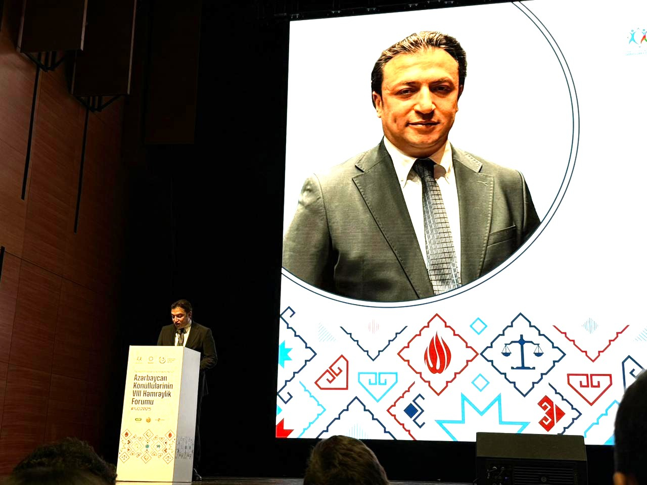 Yusif Vəliyev: Gənclərimiz intellektual, vətənini sevən şəxslər kimi formalaşırlar