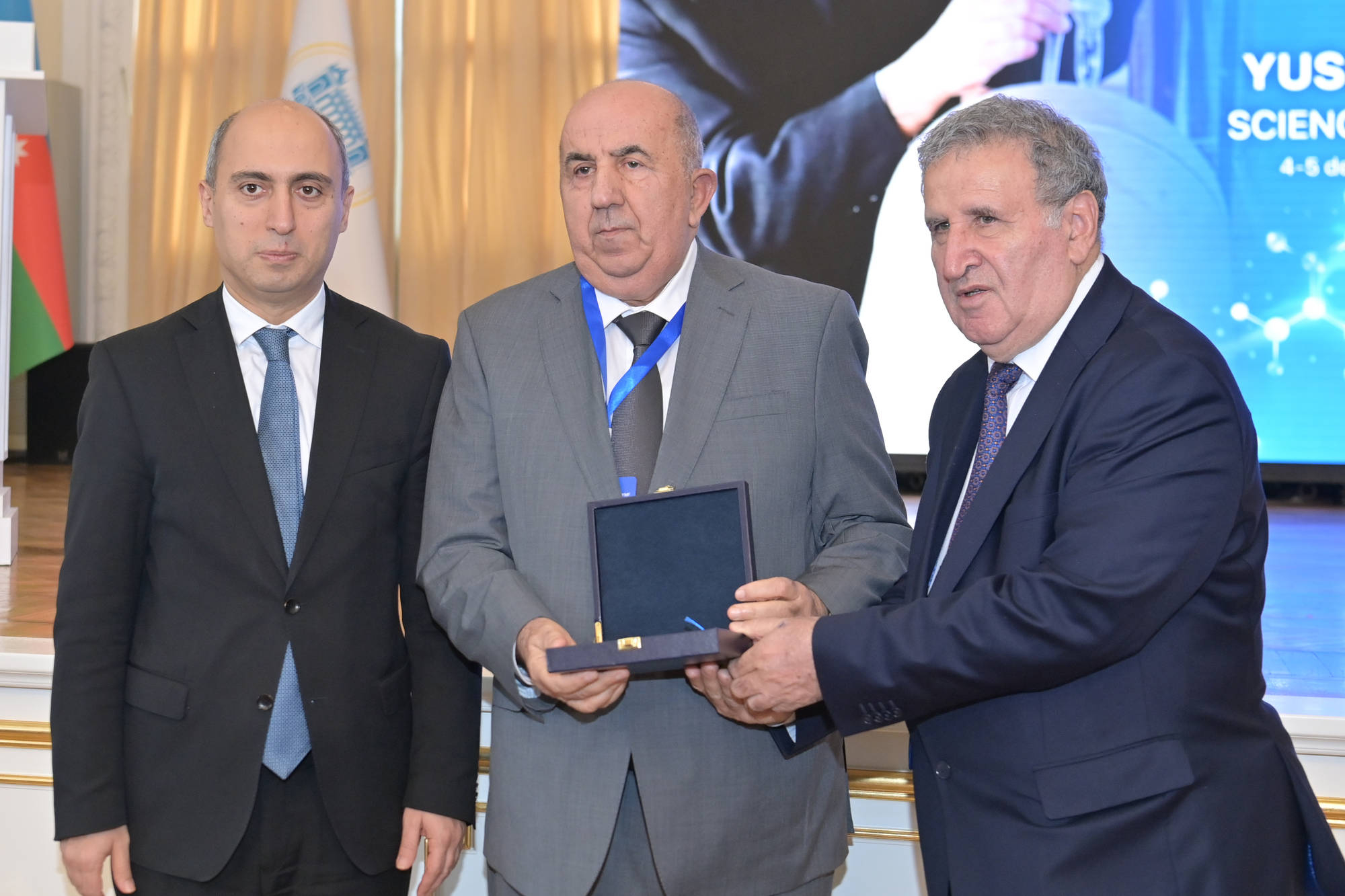 “Yusif Məmmədəliyev: Elm. İrs. İnnovasiyalar” adlı beynəlxalq konfransın ilk günü yekunlaşıb