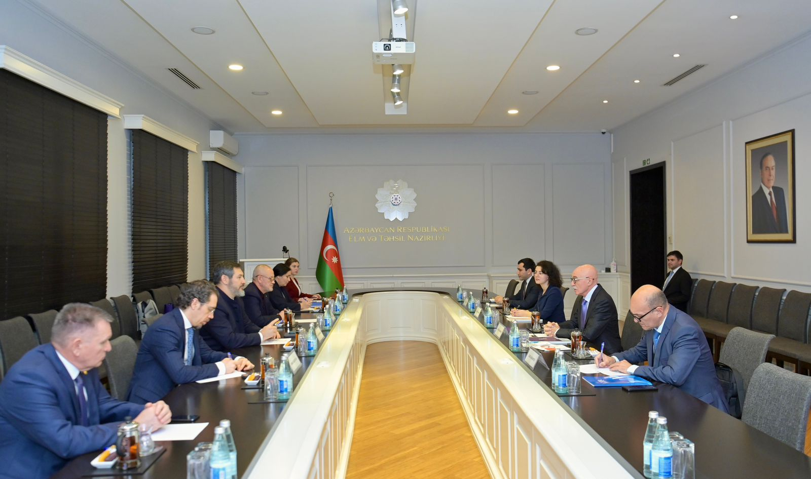 Firudin Qurbanov Tatarıstanın Baş nazirinin müavini ilə görüşüb