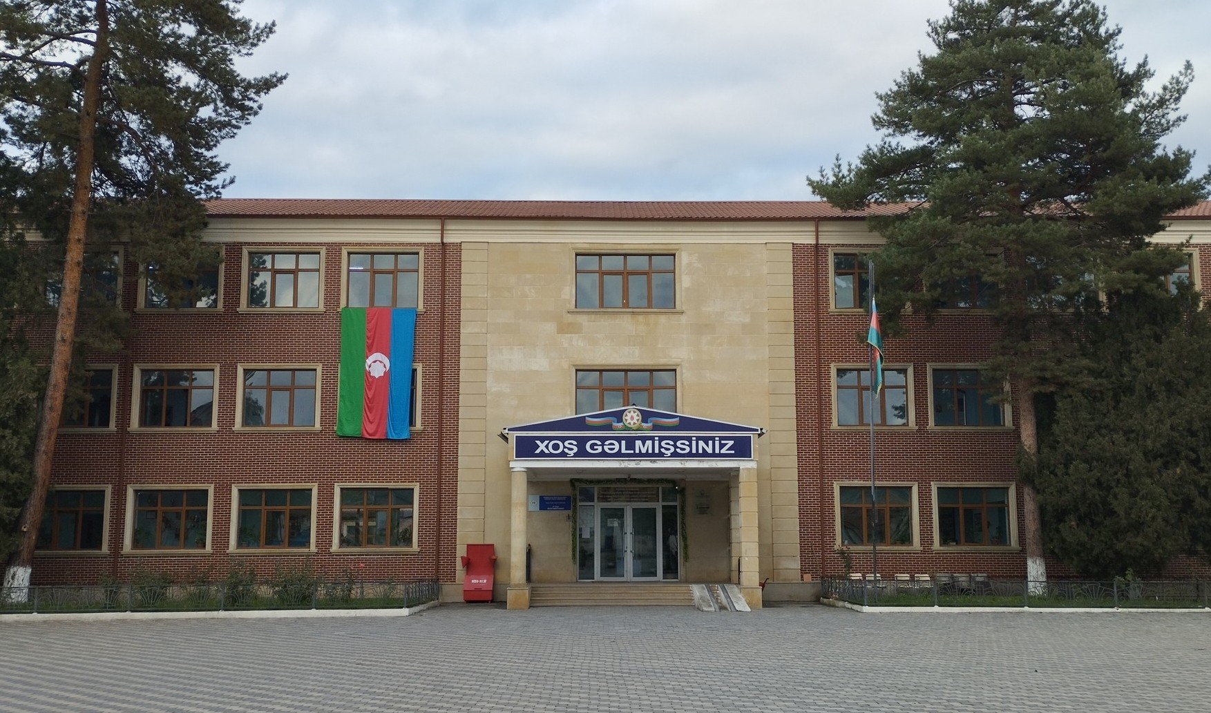 Qubada məktəb direktoruna qarşı ittihamlar