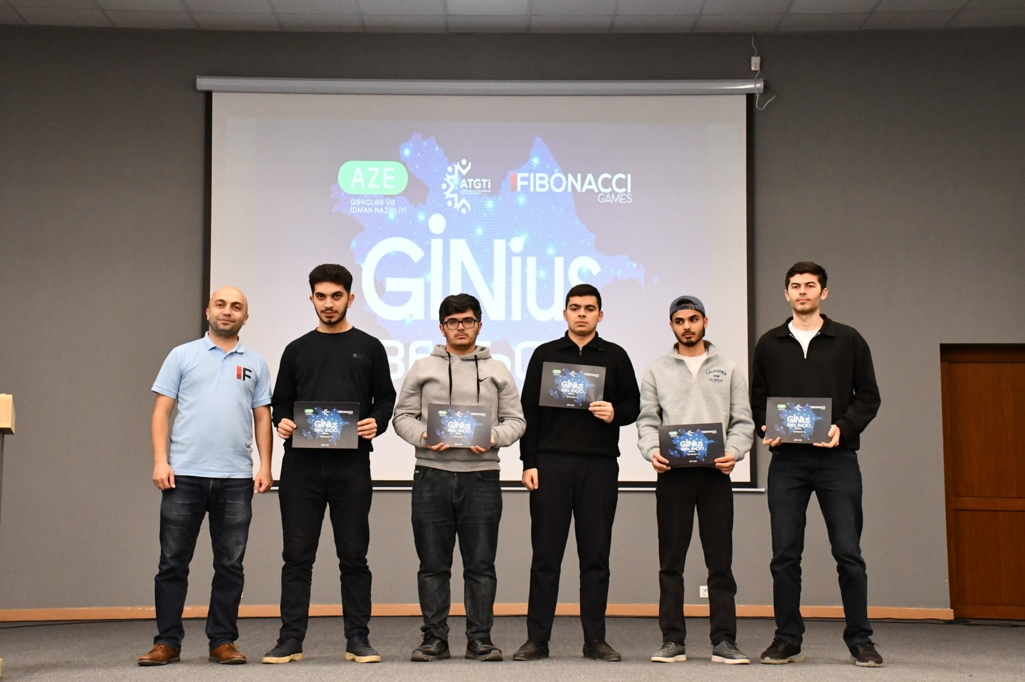 Qarabağ Universitetində Zəfər Gününə həsr edilən intellektual yarış keçirilib