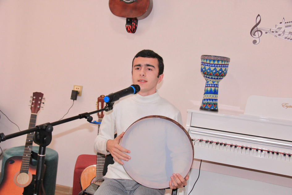 Tələbələr üçün Bədii Yaradıcılıq Mərkəzi istifadəyə verildi