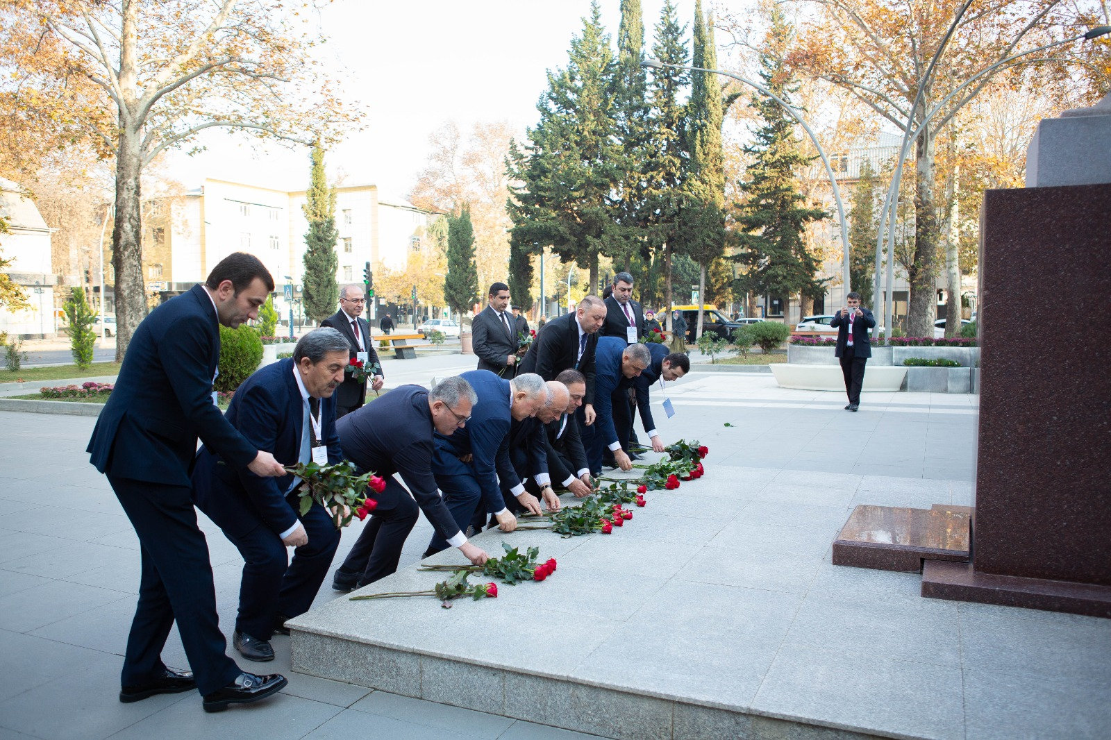 “Davamlı İnkişaf Strategiyası: Qlobal trendlər, milli təcrübələr və yeni hədəflər” adlı III Beynəlxalq Konfrans öz işinə başlayıb